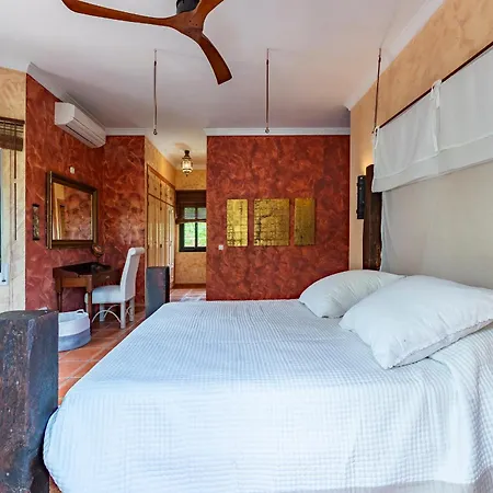 Amazing House With 3br And Private Pool Holiday home