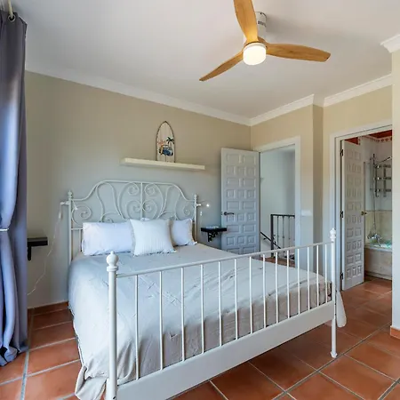 Amazing House With 3br And Private Pool Holiday home