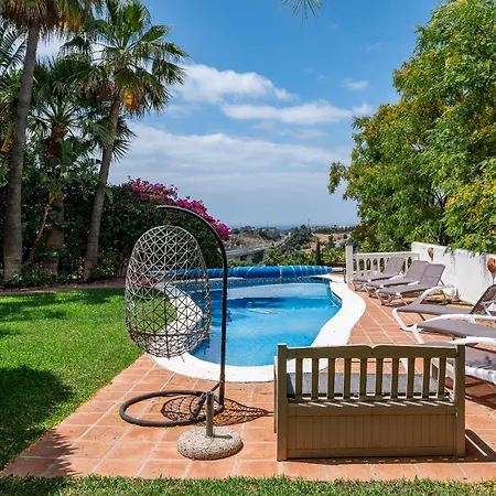 Amazing House With 3br And Private Pool Estepona