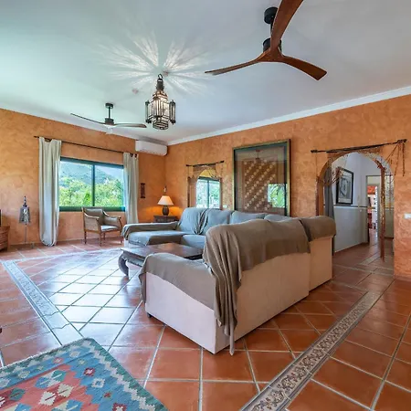 Amazing House With 3br And Private Pool * Estepona