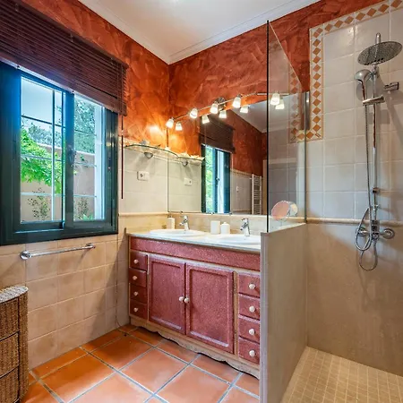 Holiday home Amazing House With 3br And Private Pool Estepona
